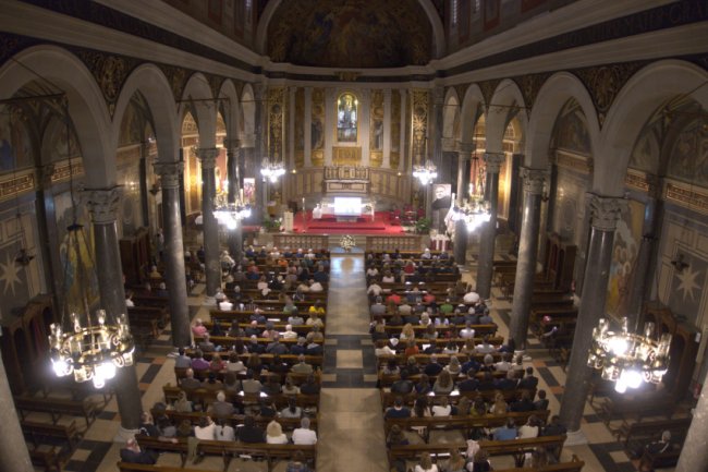El acto del 25º aniversario de la canonización de San Benito Menni congrega a más de 200 personas